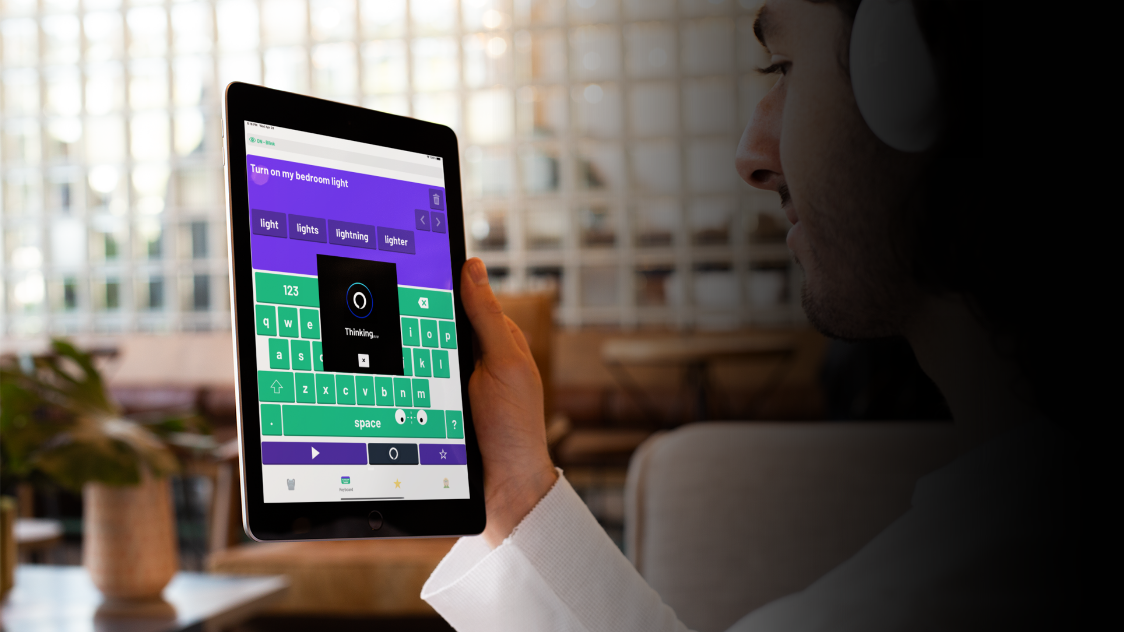 A person using Speakprose on an iPad
